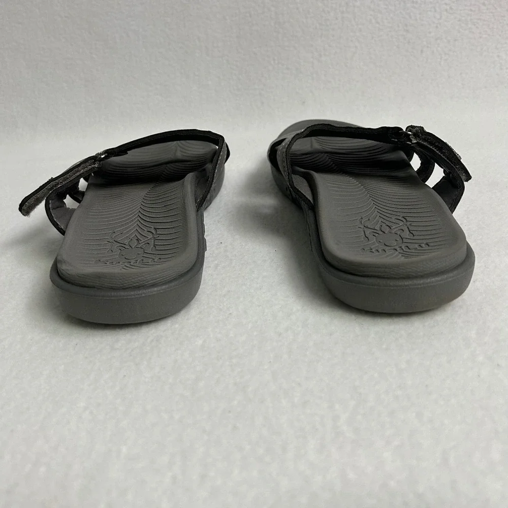 KuaiLu Comfort Sporty Gorpcore Men 9 Gray Adjustable Strap Slide Sandals